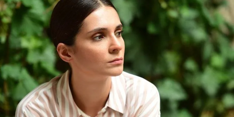 ¿Meriç Aral tiene un nuevo proyecto después de Kırmızı Oda?
