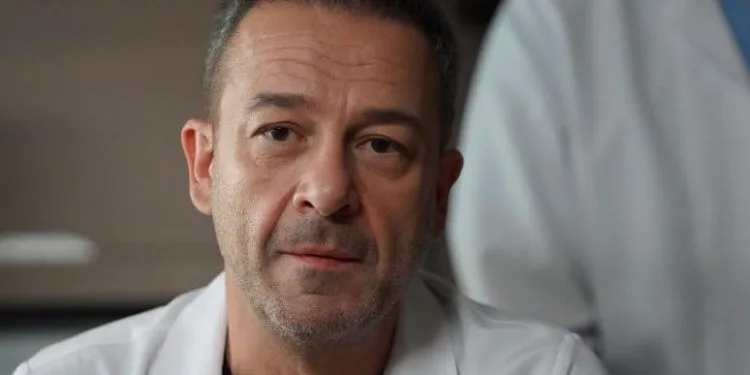 ¡Murat Aygen se unió a la serie Yasak Elma!