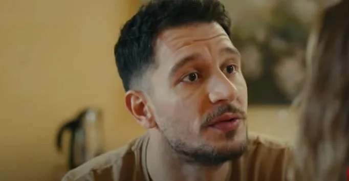 Uraz Kaygılaroğlu entró en la serie Üç Kuruş, ¡pero aún faltan los dos papeles principales!