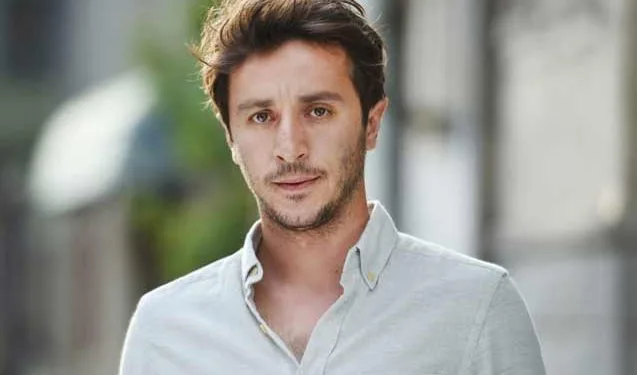 ¡Ahmet Rıfat Şungar recibió un papel principal en la serie Show TV!