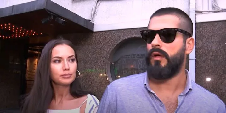 ¿Sobre qué tema recibió Fahriye Evcen el apoyo de Burak Özçivit antes de la serie “Alparslan”?