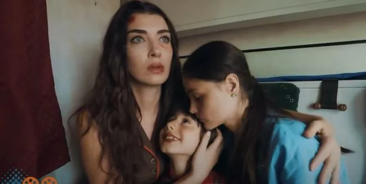 Aslıhan Güner dio un consejo sobre su nueva serie, ¡Uzak Şehrin Masalı sorprenderá!