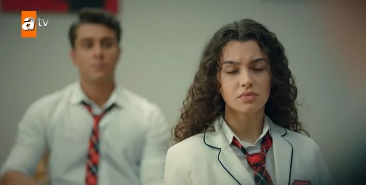 Onur Seyit Yaran dijo: «¡Los fans de la serie Kardeşlerim estaban encantados con esa canción!