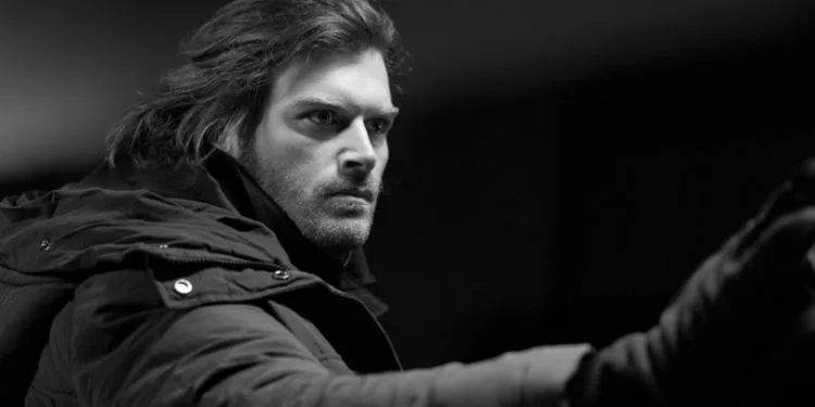Kıvanç Tatlıtuğ tomó la vista, ¡sus fanáticos dijeron que tú eres la vista! ..