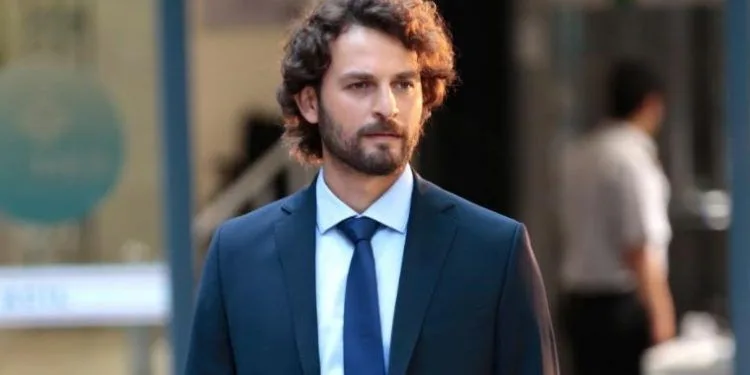¡Birkan Sokullu gana tanto en el amor como en el trabajo! ..