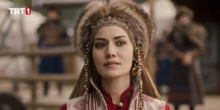 ¡Fahriye Evcen le gritó a Alparslan! ¡Se convirtió en el hazmerreír de las redes sociales!