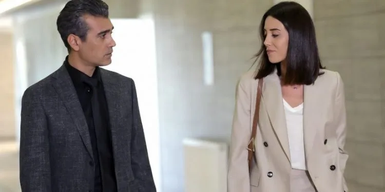 ¡Cansu Dere y Caner Cindoruk están sacudiendo España con su serie de televisión!