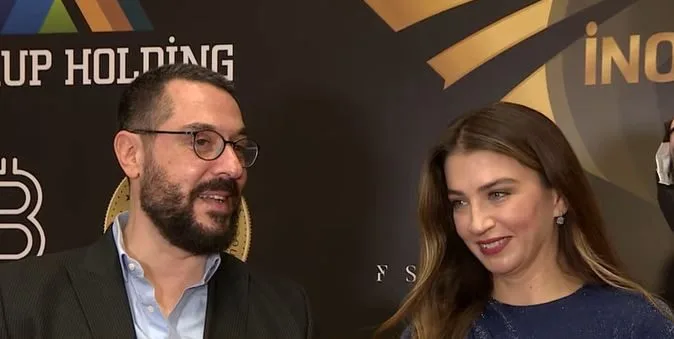 ¡Ceren Benderlioğlu recibió un premio y dio la buena noticia de un nuevo proyecto!