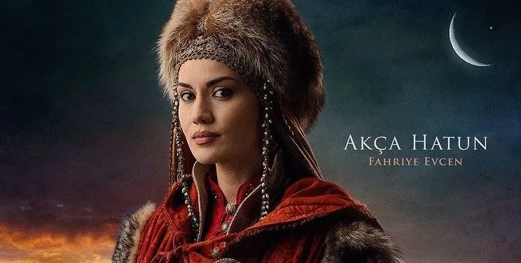¡Fahriye Evcen está a la cabeza de la agenda!