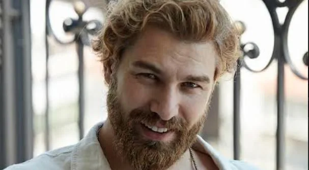 ¡Sorpresa de cumpleaños para Furkan Palalı de parte de sus fans!