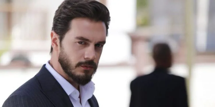 İsmail Ege Şaşmaz, Harun de Elkızı; ¡Tenía fobia a ser engañado durante mucho tiempo!