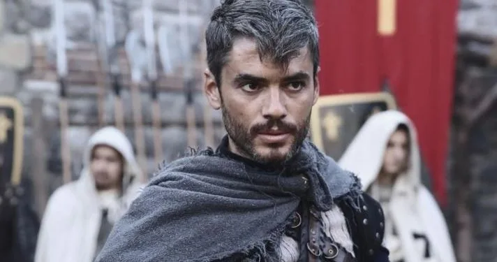 ¡Yorgos Nik Xhelilaj de Uyanış Büyük Selçuklu ha firmado un nuevo contrato de serie de televisión!