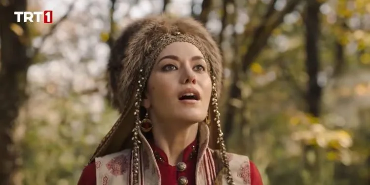 ¿Fahriye Evcen no pudo deshacerse de ser cocinado con qué nombre famoso?
