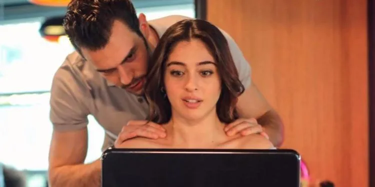¡Se acabó el Baht Oyunu, Ada y Bora no se olvidan! ¡Cemre Baysel y Aytaç Şaşmaz se convirtieron en la mejor pareja de series de televisión del año!