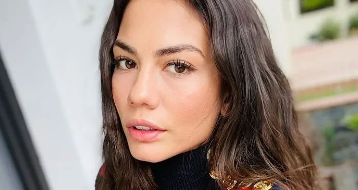 ¡El mensaje de Demet Özdemir a la serie, que estaba esperando ansiosamente, llamó la atención!