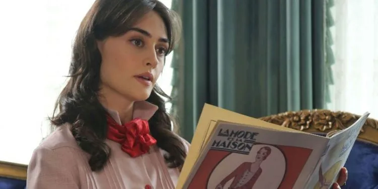 Las poses de revista de Esra Bilgiç, la Gülfem de Kanunsuz Topraklar, fueron elogiadas…