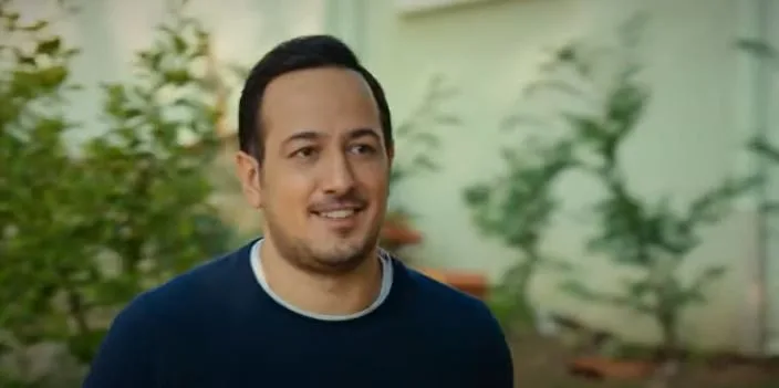 ¡Nadie sorprendió tanto al público como Sarp Apak en la serie «Kaderimin Oyunu»!