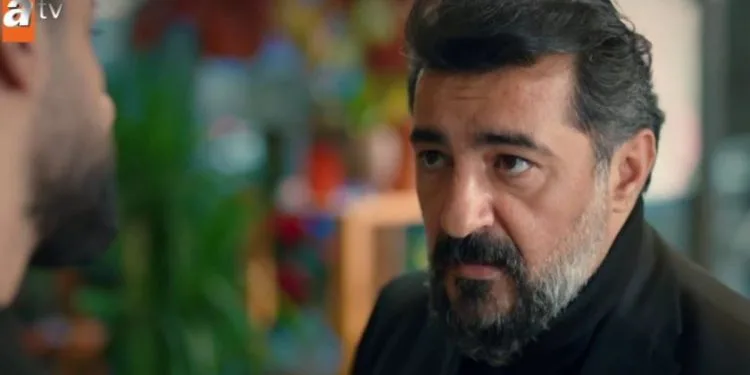 La serie Akif of Kardeşlerim vuelve loca a la audiencia, ¡pero Celil Nalçakan se está divirtiendo mucho!