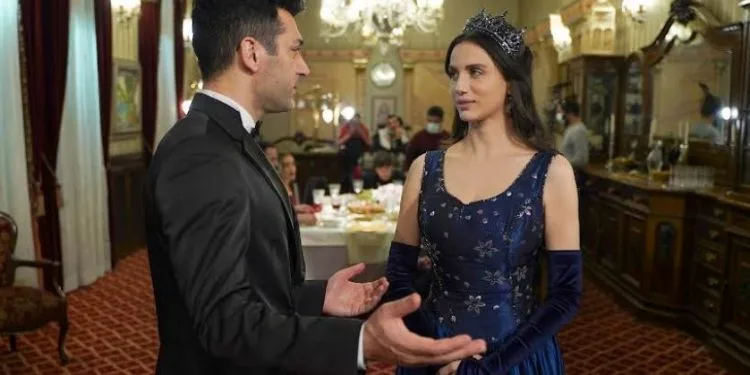 ¡Murat Yıldırım y su esposa İman Elbani abrieron nuevos caminos en sus vidas!