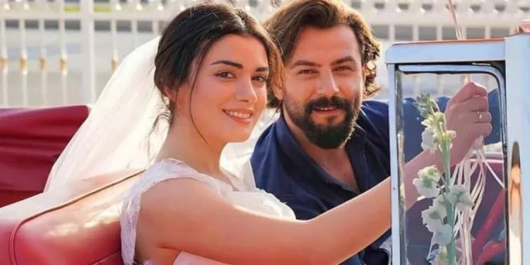 Özge Yağız y Gökberk Demirci discuten en el set, ¡pero no reflejan esto en la serie!
