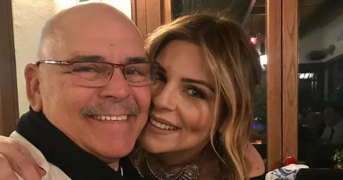 ¡Fehmi de la serie Seksenler es el mayor legado de Rasim Öztekin para su hija!