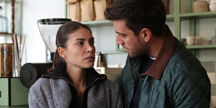 Deniz Baysal y Ezgi Şenler en la serie de televisión The teşkilat adoraron el nuevo filtro de Instagram.