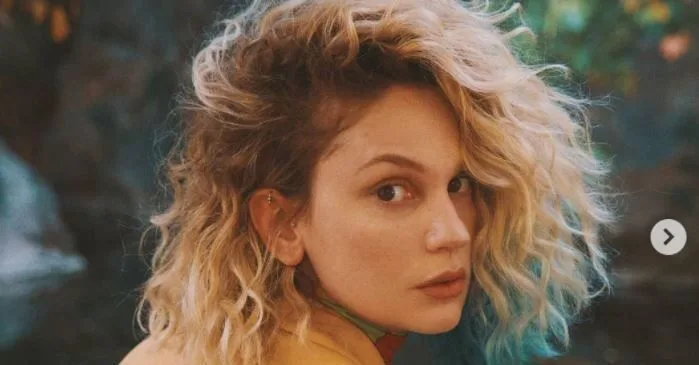 ¡La salida de Yeşilçam de la famosa actriz Farah Zeynep Abdullah!