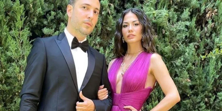 Oğuzhan Koç, quien rompió con Demet Özdemir, encontró consuelo en la competencia The Voice of Turkey