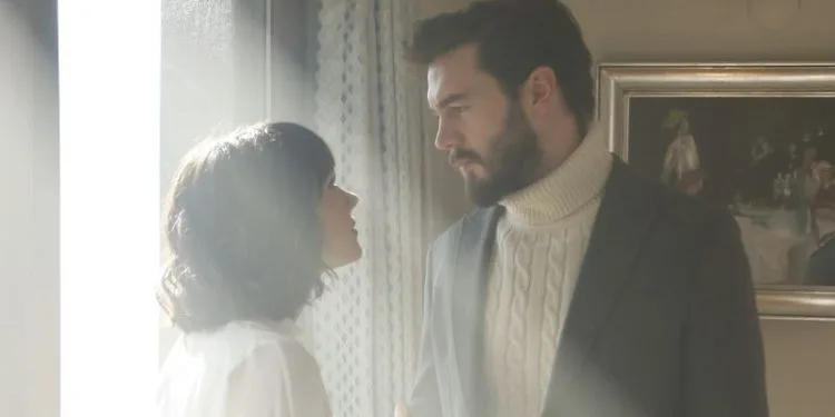 ¡La serie Elkizi, protagonizada por Sevda Erginci, está tomando una nueva prueba en su nuevo día!