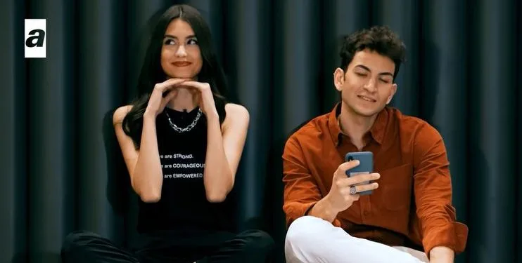¡Cemile y Tolga, la nueva pareja favorita de la serie de televisión Kardeşlerim! ¡Nilsu Yılmaz y Berk Ali Çatal están brillando!