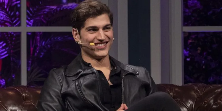 ¡Oktay Çubuk ya no rapea después de actuar!
