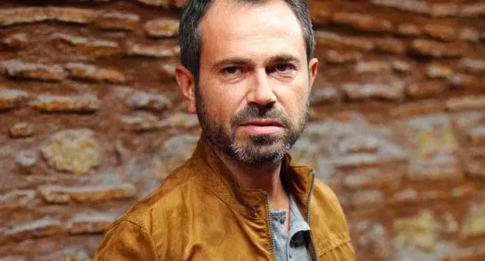 Olgun Şimşek también participó en la serie Süslü Korkuluk, que se prepara para llegar a las pantallas con un ruido sordo.