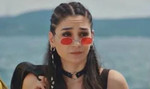 Sitare Akbaş, Figen of You Çal Kapımı, ganó el gran premio, ¡acepta las felicitaciones!