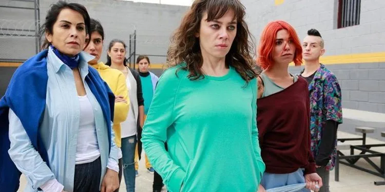 Demet Evgar, quien conquistó corazones con su serie Avlu, dio detalles sobre su nuevo proyecto que hará las delicias de sus fans.
