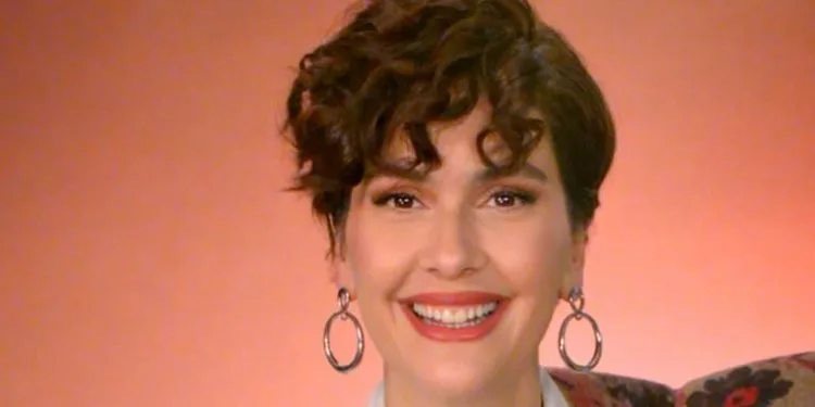 ¡Un desarrollo de serie triste y agradable de Bergüzar Korel, quien dejó la serie de televisión después de Vatanım Sensin!