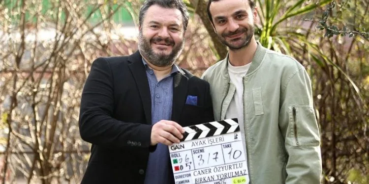 ¡Noticias sorpresa de Çağlar Çorumlu y la serie más comentada de Ayak İşleri de Güven Murat Akpınar!