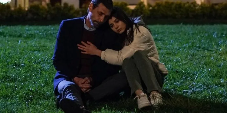 ¡Erdal Beşikçioğlu protegerá a su hijo en su nueva serie, como en Kağıt Ev!