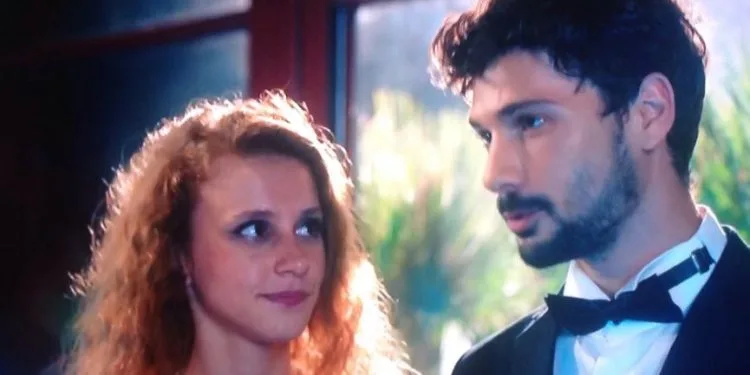 ¡Los nuevos socios de Deniz Can Aktaş y Ahsen Eroğlu se convirtieron en la pareja de una popular serie de televisión!