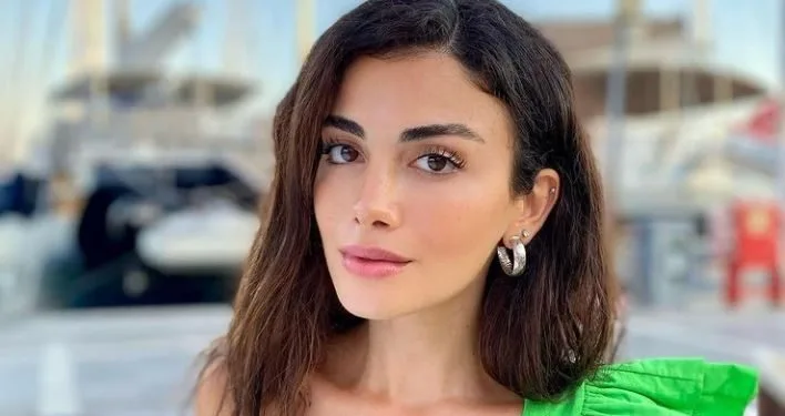 Özge Yağız, quien está en el elenco de la serie Baba, regresa a las pantallas como una bomba!..