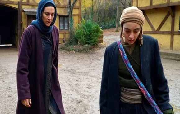 ¡La reunión sorpresa de los dos actores después de Vatanım Sensin está en las redes sociales!