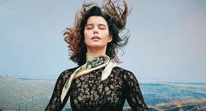Después de la serie Atiye, ¡convencieron a Beren Saat para volver a los platós!