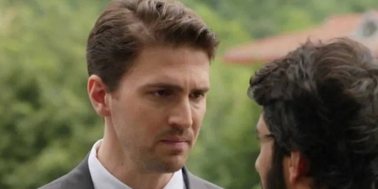 ¡Emre Kızılırmak, el actor principal de la serie de televisión Kara Para Aşk, ha ganado una nueva lotería!