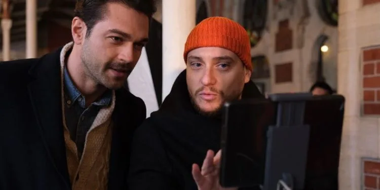 ¡Primera foto de Miray Daner y Furkan Andıç! ¡La filmación ha comenzado en la serie Kara Tahta!