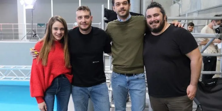 ¡El dúo de Furkan Andıç y Miray Daner encantará a los fanáticos de la serie!