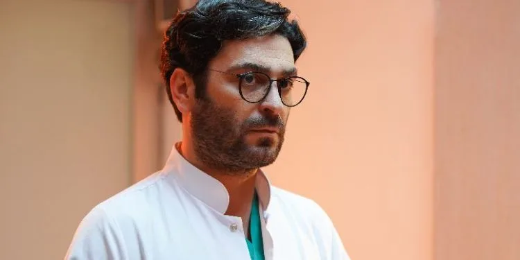Ozan Akbaba emprendió un nuevo viaje de serie con el personaje de Cerrah Ali