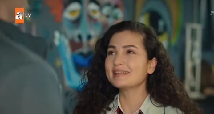 ¡Melis Minkari se deshizo de un gran problema gracias al personaje de Aybüke en la serie de televisión Kardeşlerim!