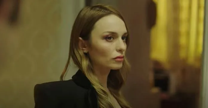 La serie Nasıl Fenomen Oldum protagonizada por Nilperi Şahinkaya hizo su final