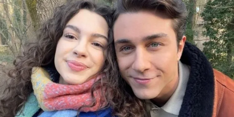 ¡Las estrellas de la serie de televisión Kardeşlerim Onur Seyit Yaran y Su Burcu Yazgı Coşkun pueden mentir muy bien si es necesario!
