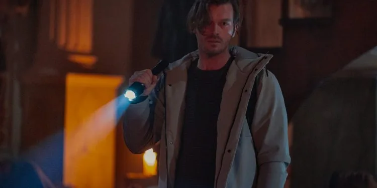 ¡La serie Yakamoz S-245 de Kıvanç Tatlıtuğ y Özge Özpirinçci en Netflix es una sorpresa!