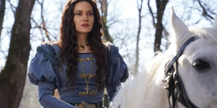 ¡El riesgo de Fahriye Evcen se hizo realidad para la serie Alparslan!